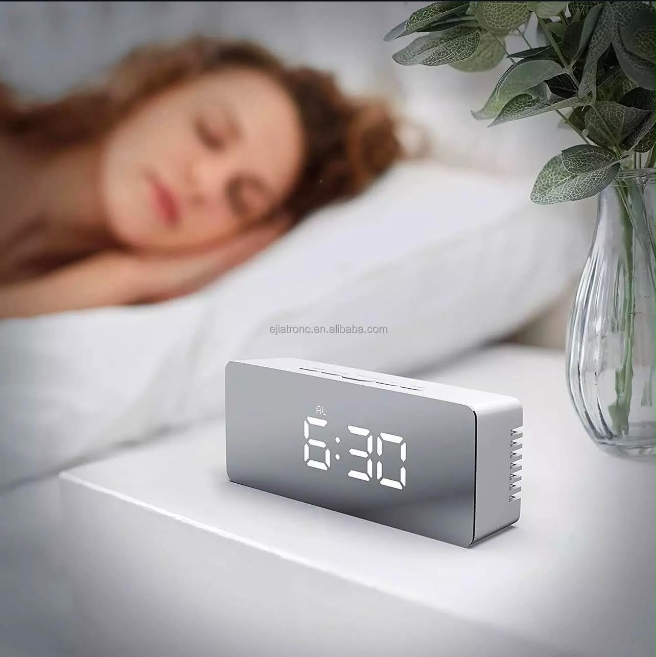 IGNITE GEDGETS PrismTime Mirror Surface LED Digital Alarm Clock