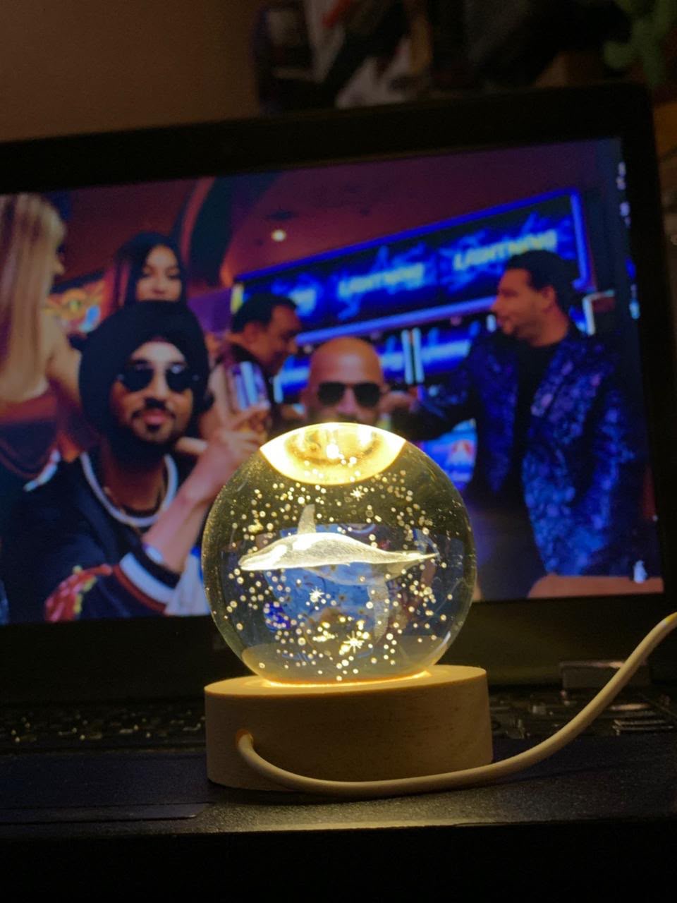 IGNITE GEDGETS 3D Crystal Ball LED Night Light with Wooden Base